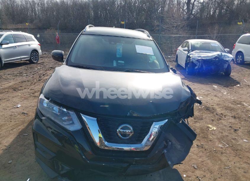 Photo 12 of 2019 Nissan Rogue S (VIN 5N1AT2MV9KC844242)
