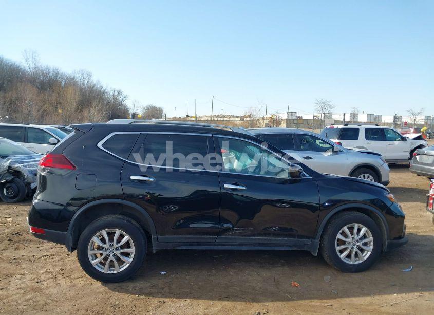 Photo 13 of 2019 Nissan Rogue S (VIN 5N1AT2MV9KC844242)