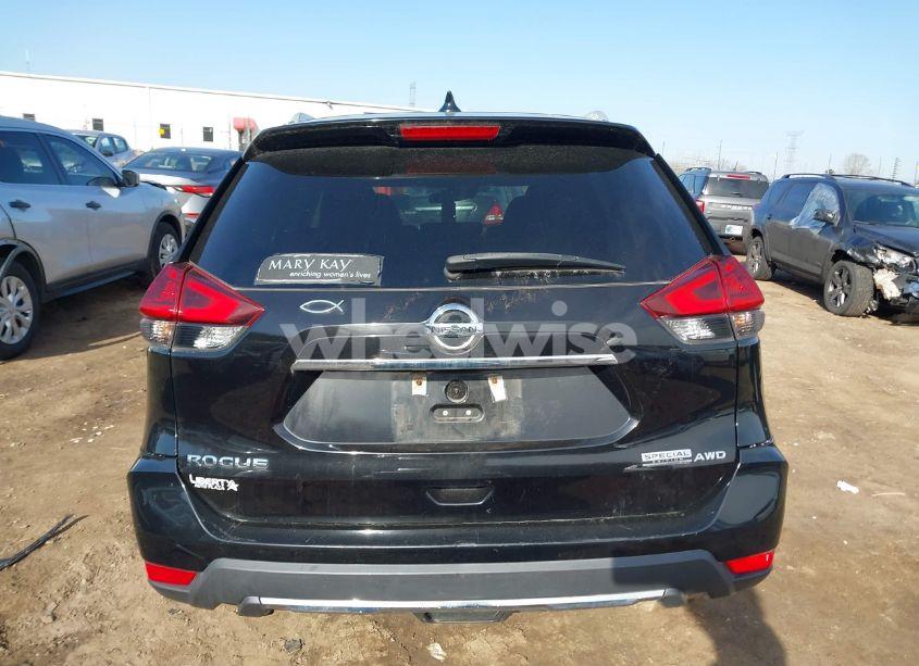 Photo 16 of 2019 Nissan Rogue S (VIN 5N1AT2MV9KC844242)