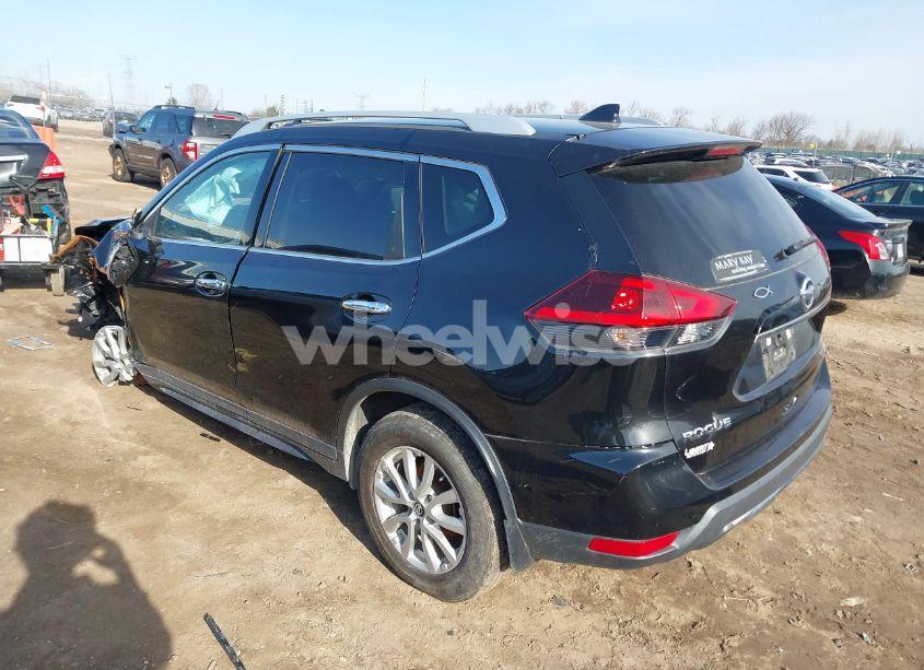 Photo 3 of 2019 Nissan Rogue S (VIN 5N1AT2MV9KC844242)