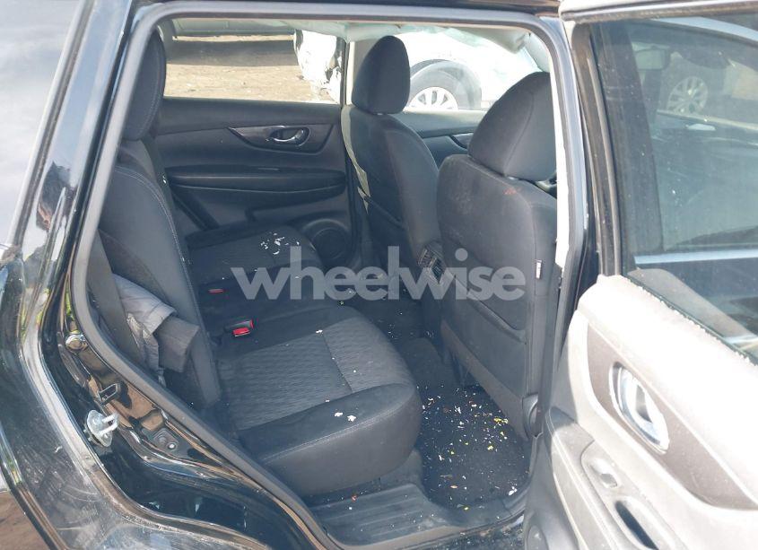 Photo 8 of 2019 Nissan Rogue S (VIN 5N1AT2MV9KC844242)