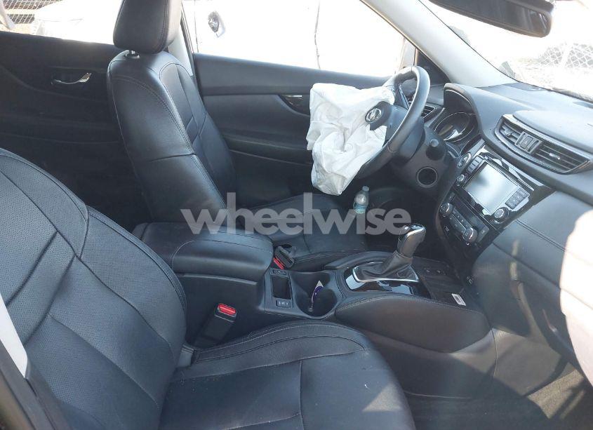 Photo 5 of 2020 Nissan Rogue SL INTELLIGENT AWD (VIN 5N1AT2MV9LC772587)