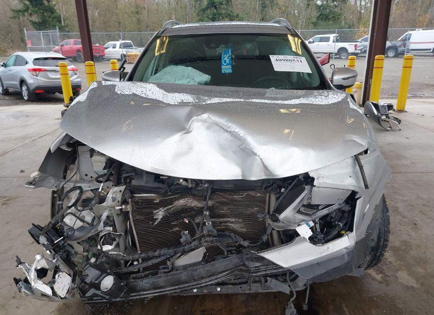 Photo 6 of 2020 Nissan Rogue SV INTELLIGENT AWD (VIN 5N1AT2MV9LC793438)