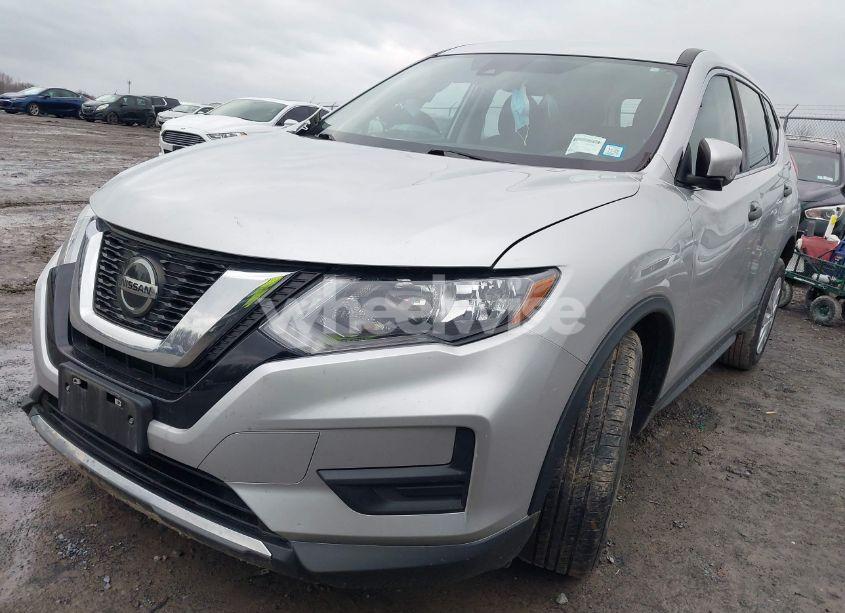 Photo 2 of 2020 Nissan Rogue S INTELLIGENT AWD (VIN 5N1AT2MV9LC802428)