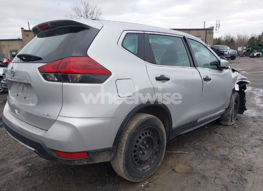 Photo 4 of 2020 Nissan Rogue S INTELLIGENT AWD (VIN 5N1AT2MV9LC802428)