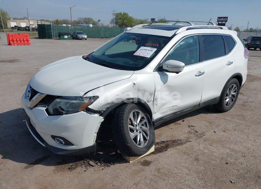 Photo 2 of 2014 Nissan Rogue SL (VIN 5N1AT2MVXEC844917)