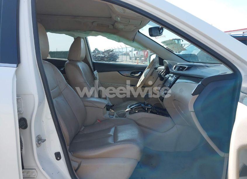 Photo 5 of 2014 Nissan Rogue SL (VIN 5N1AT2MVXEC844917)