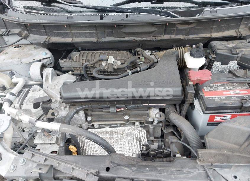 Photo 10 of 2015 Nissan Rogue SV (VIN 5N1AT2MVXFC757231)