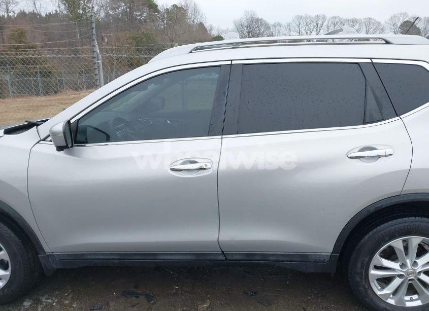 Photo 14 of 2015 Nissan Rogue SV (VIN 5N1AT2MVXFC757231)