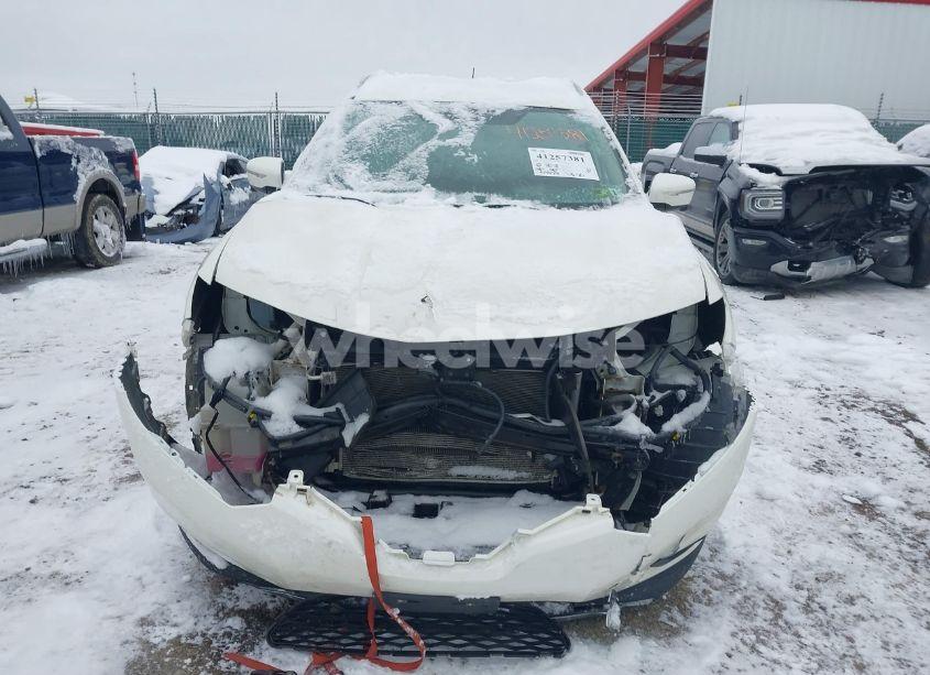 Photo 13 of 2015 Nissan Rogue SV (VIN 5N1AT2MVXFC766852)