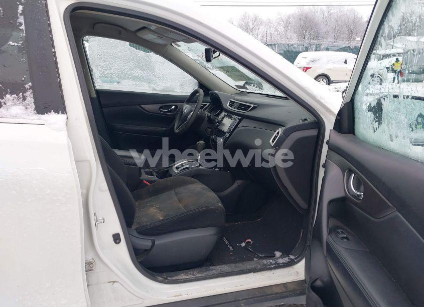 Photo 5 of 2015 Nissan Rogue SV (VIN 5N1AT2MVXFC766852)