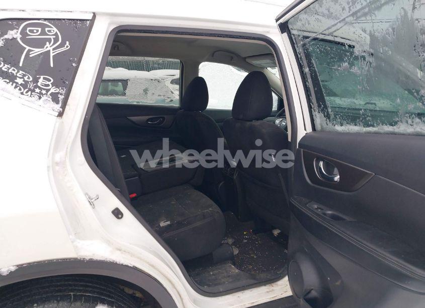 Photo 8 of 2015 Nissan Rogue SV (VIN 5N1AT2MVXFC766852)