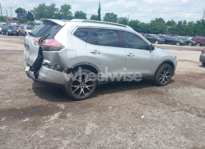 Photo 4 of 2015 Nissan Rogue SV (VIN 5N1AT2MVXFC769945)