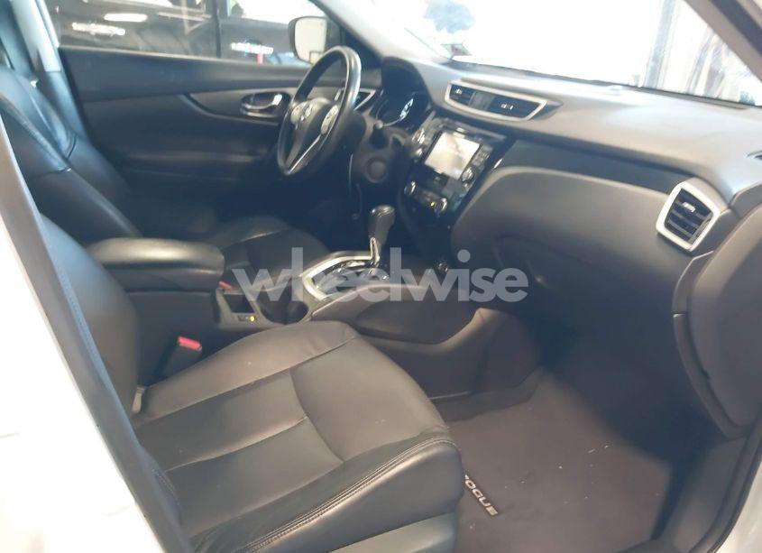 Photo 5 of 2015 Nissan Rogue SL (VIN 5N1AT2MVXFC796854)