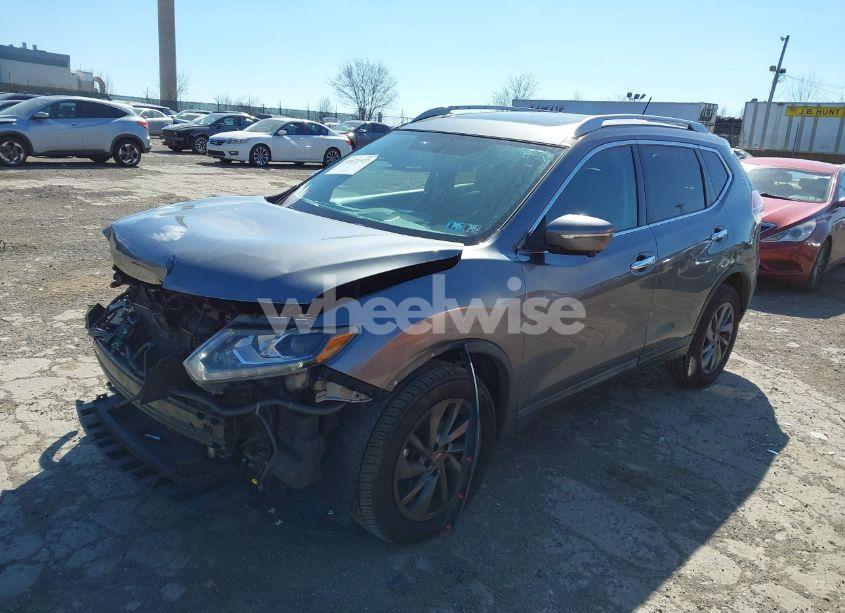 Photo 2 of 2015 Nissan Rogue SL (VIN 5N1AT2MVXFC862531)