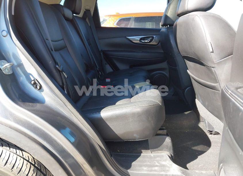 Photo 8 of 2015 Nissan Rogue SL (VIN 5N1AT2MVXFC862531)