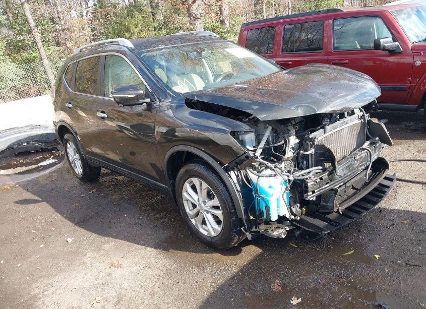 2015 Nissan Rogue SV (VIN 5N1AT2MVXFC869804) main photo