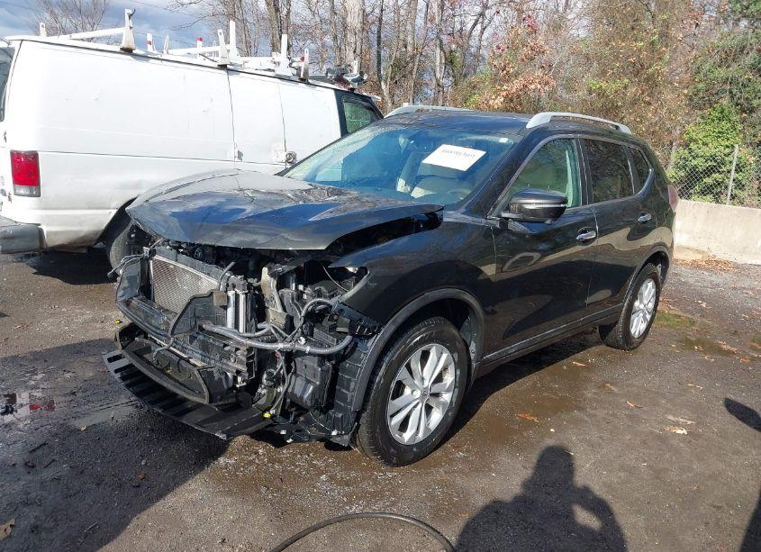 Photo 2 of 2015 Nissan Rogue SV (VIN 5N1AT2MVXFC869804)