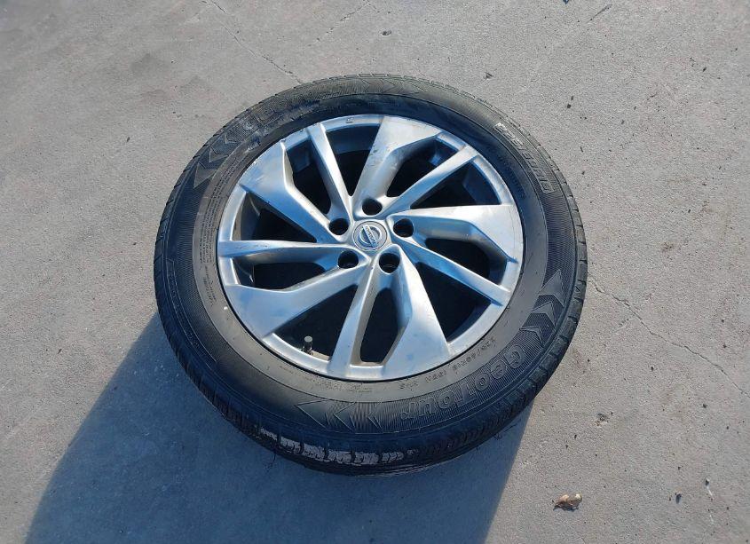 Photo 12 of 2015 Nissan Rogue SL (VIN 5N1AT2MVXFC890409)