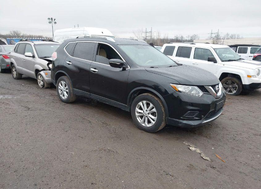 2015 Nissan Rogue SV (VIN 5N1AT2MVXFC894864) main photo
