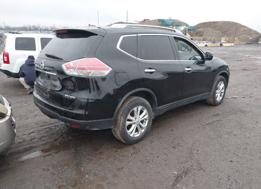 Photo 4 of 2015 Nissan Rogue SV (VIN 5N1AT2MVXFC894864)