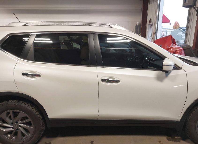 Photo 14 of 2016 Nissan Rogue SL (VIN 5N1AT2MVXGC749020)