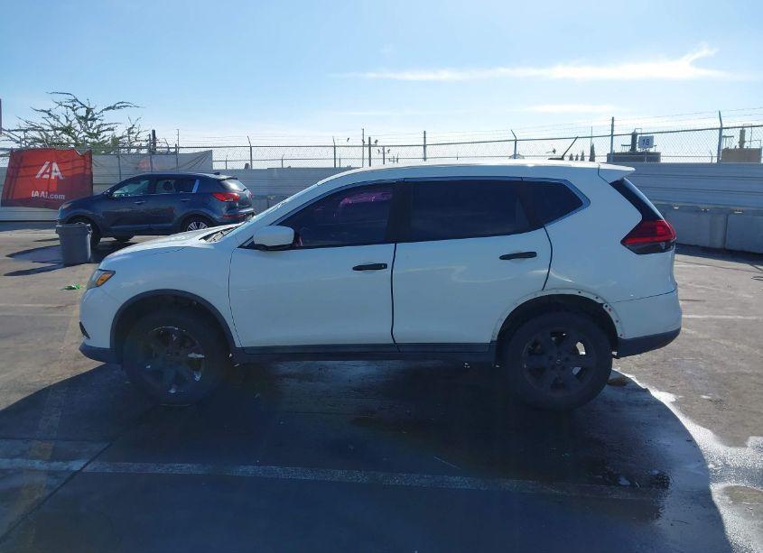 Photo 15 of 2016 Nissan Rogue S/SL/SV (VIN 5N1AT2MVXGC761751)