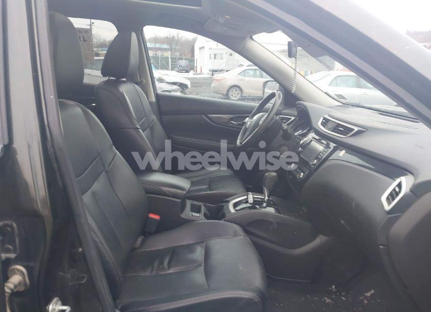 Photo 5 of 2016 Nissan Rogue SL (VIN 5N1AT2MVXGC770630)