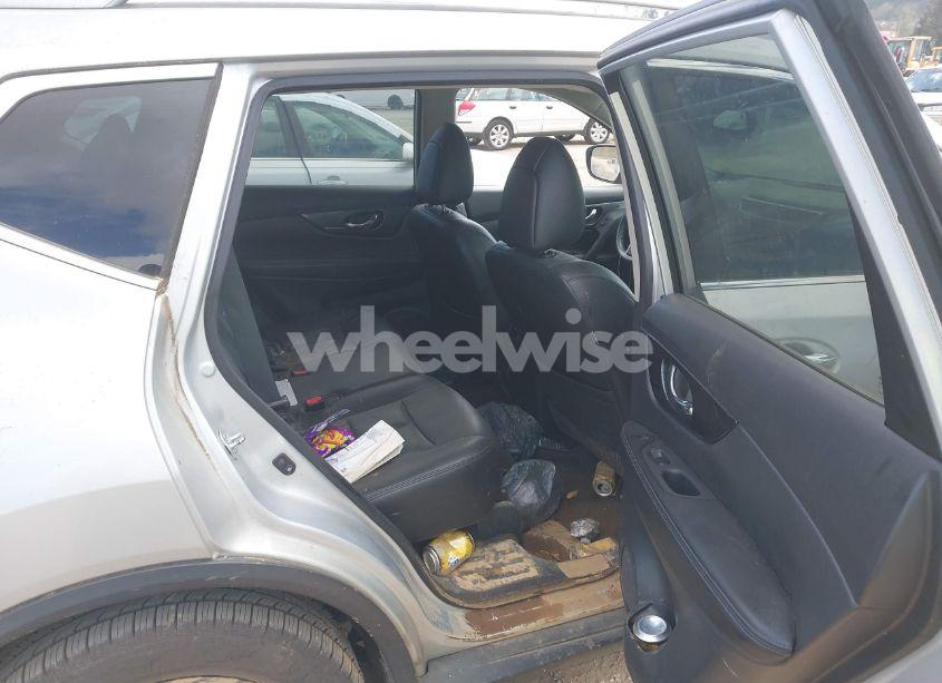 Photo 8 of 2016 Nissan Rogue SL (VIN 5N1AT2MVXGC773348)