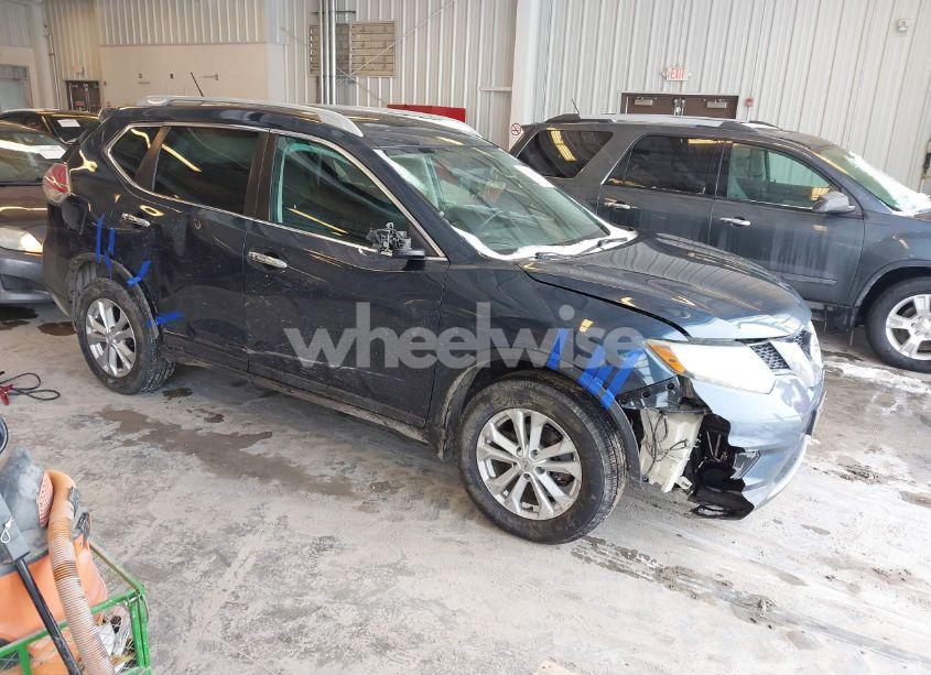 2016 Nissan Rogue SV (VIN 5N1AT2MVXGC811385) main photo