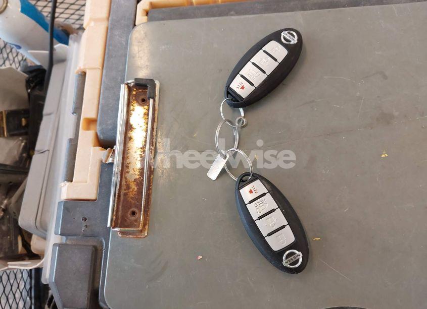 Photo 11 of 2016 Nissan Rogue SV (VIN 5N1AT2MVXGC811385)