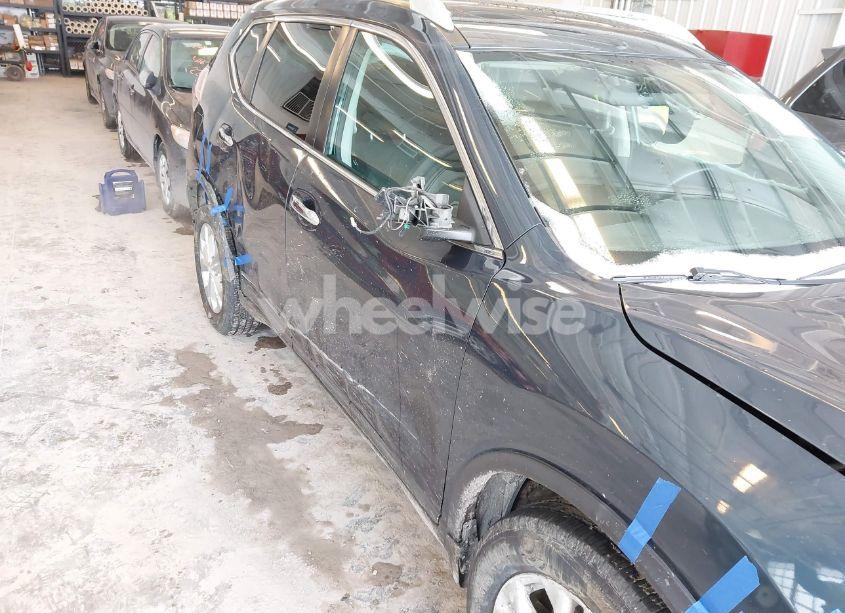 Photo 17 of 2016 Nissan Rogue SV (VIN 5N1AT2MVXGC811385)