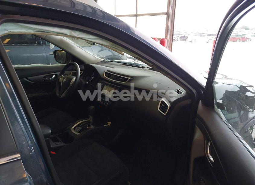 Photo 5 of 2016 Nissan Rogue SV (VIN 5N1AT2MVXGC811385)