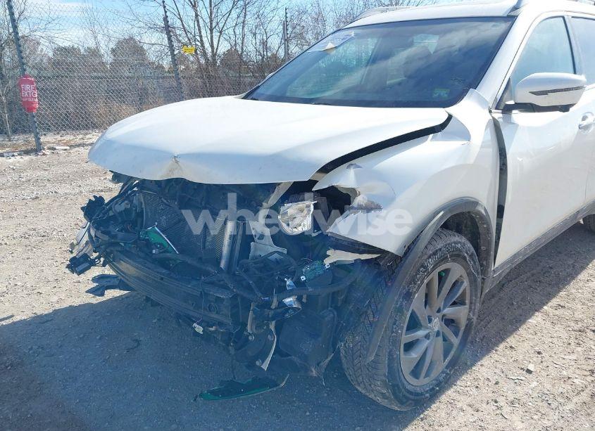 Photo 6 of 2016 Nissan Rogue SL (VIN 5N1AT2MVXGC823018)