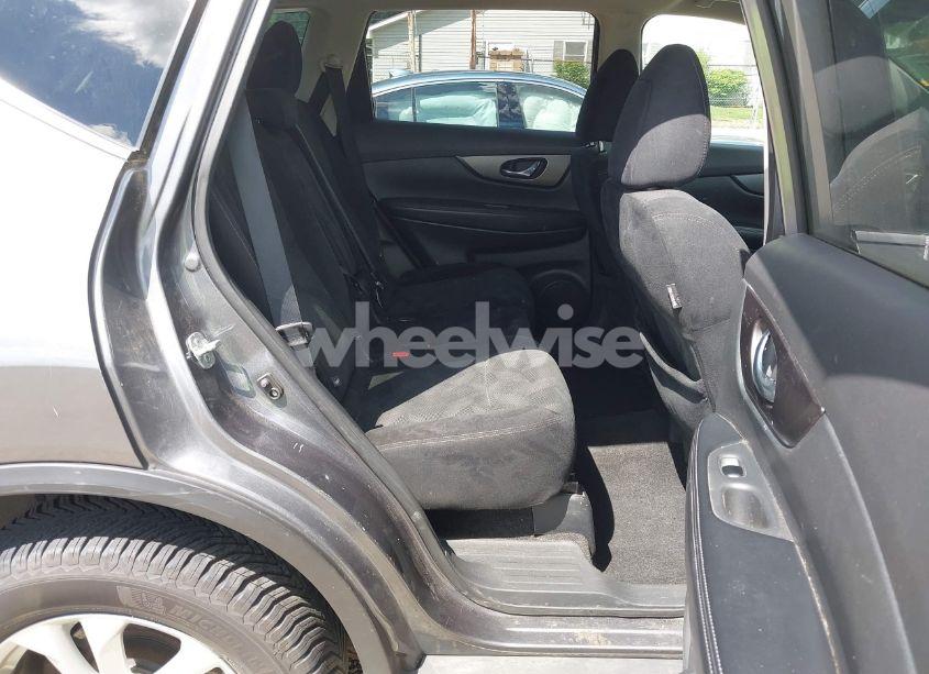 Photo 8 of 2016 Nissan Rogue SV (VIN 5N1AT2MVXGC883302)