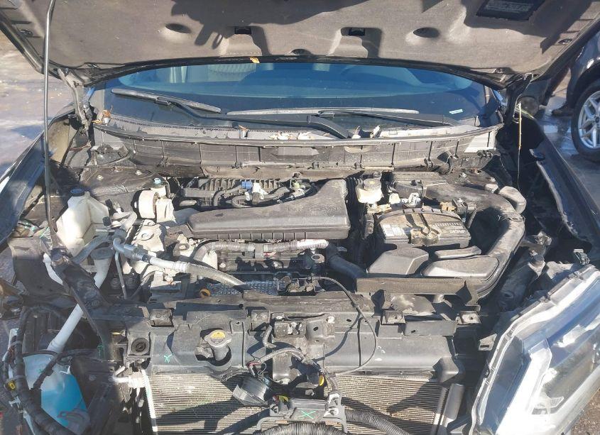 Photo 10 of 2017 Nissan Rogue SV (VIN 5N1AT2MVXHC877792)