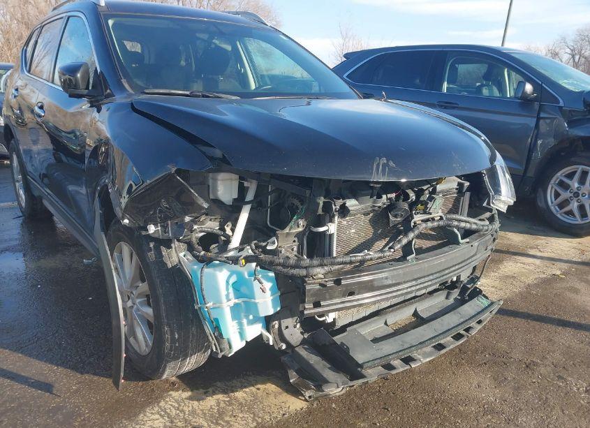 Photo 6 of 2017 Nissan Rogue SV (VIN 5N1AT2MVXHC877792)