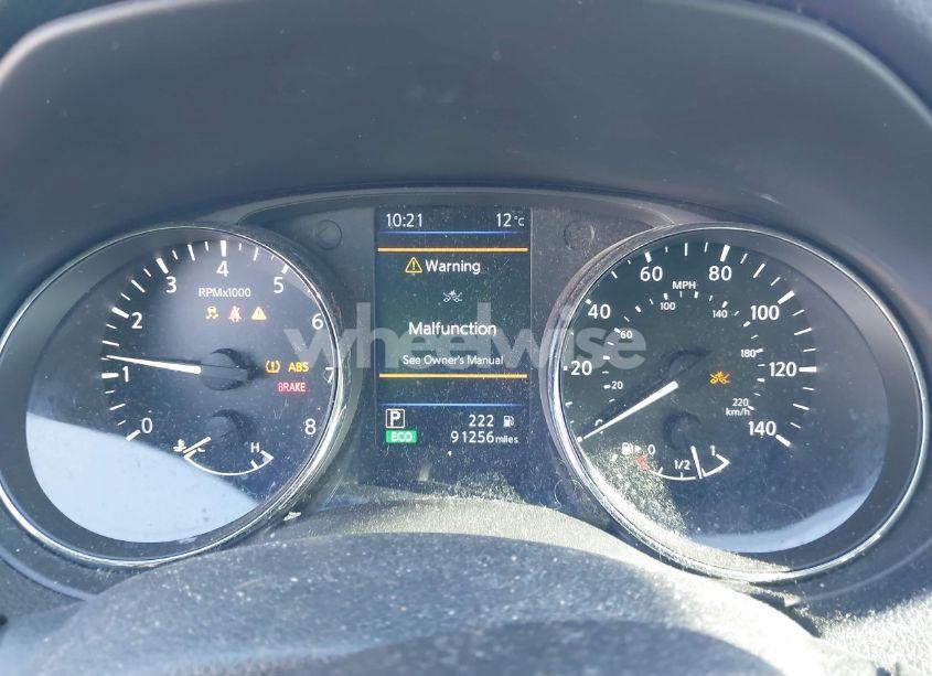 Photo 7 of 2018 Nissan Rogue S (VIN 5N1AT2MVXJC700732)