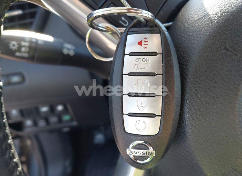 Photo 11 of 2018 Nissan Rogue SV (VIN 5N1AT2MVXJC735626)