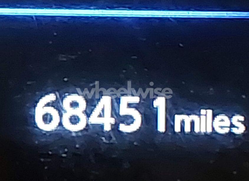 Photo 15 of 2018 Nissan Rogue SV (VIN 5N1AT2MVXJC735626)