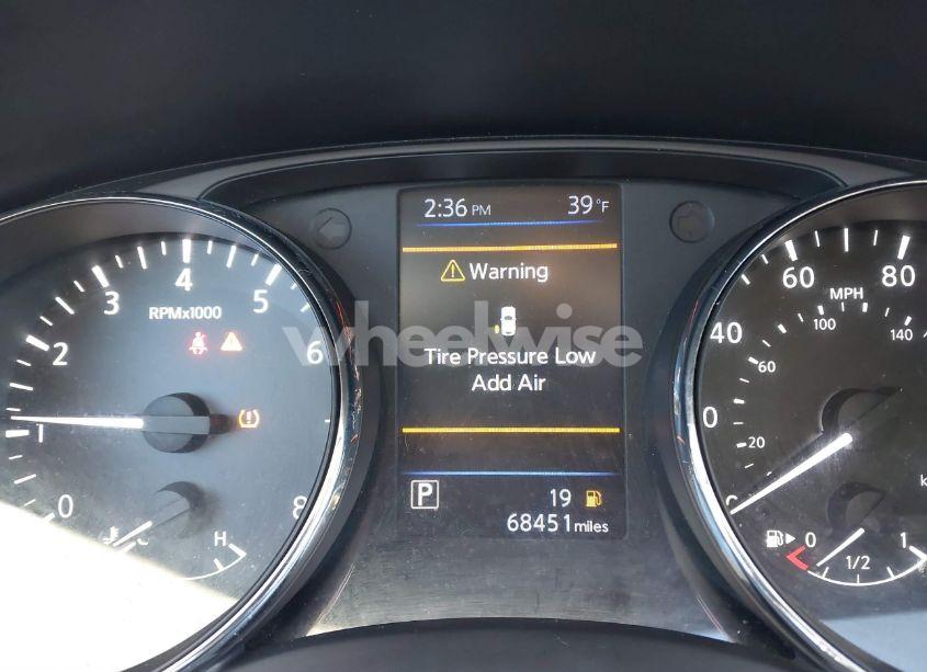 Photo 7 of 2018 Nissan Rogue SV (VIN 5N1AT2MVXJC735626)