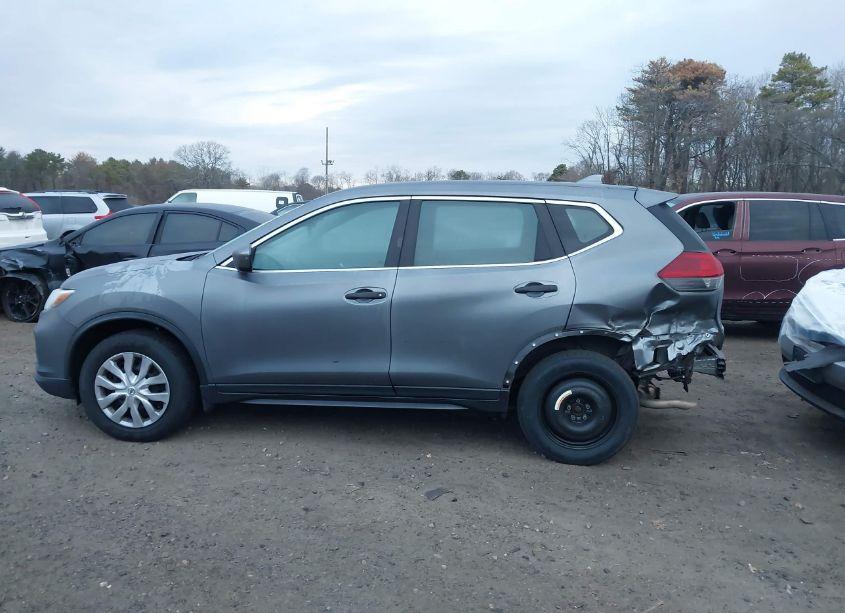 Photo 14 of 2018 Nissan Rogue S (VIN 5N1AT2MVXJC769050)