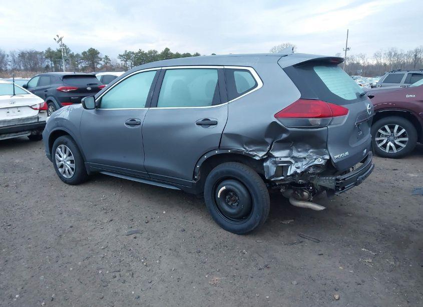 Photo 3 of 2018 Nissan Rogue S (VIN 5N1AT2MVXJC769050)