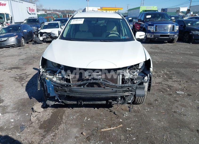 Photo 6 of 2018 Nissan Rogue SV (VIN 5N1AT2MVXJC789444)