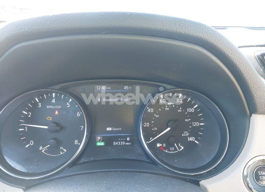 Photo 7 of 2018 Nissan Rogue SV (VIN 5N1AT2MVXJC789444)