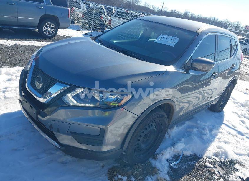 Photo 2 of 2018 Nissan Rogue S (VIN 5N1AT2MVXJC789590)