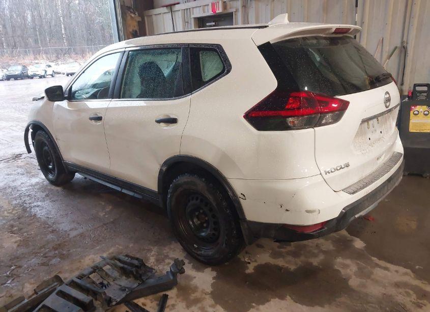 Photo 3 of 2018 Nissan Rogue S (VIN 5N1AT2MVXJC819204)