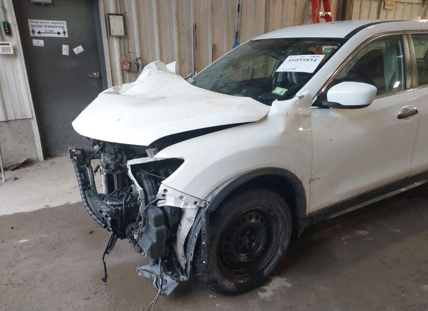 Photo 6 of 2018 Nissan Rogue S (VIN 5N1AT2MVXJC819204)