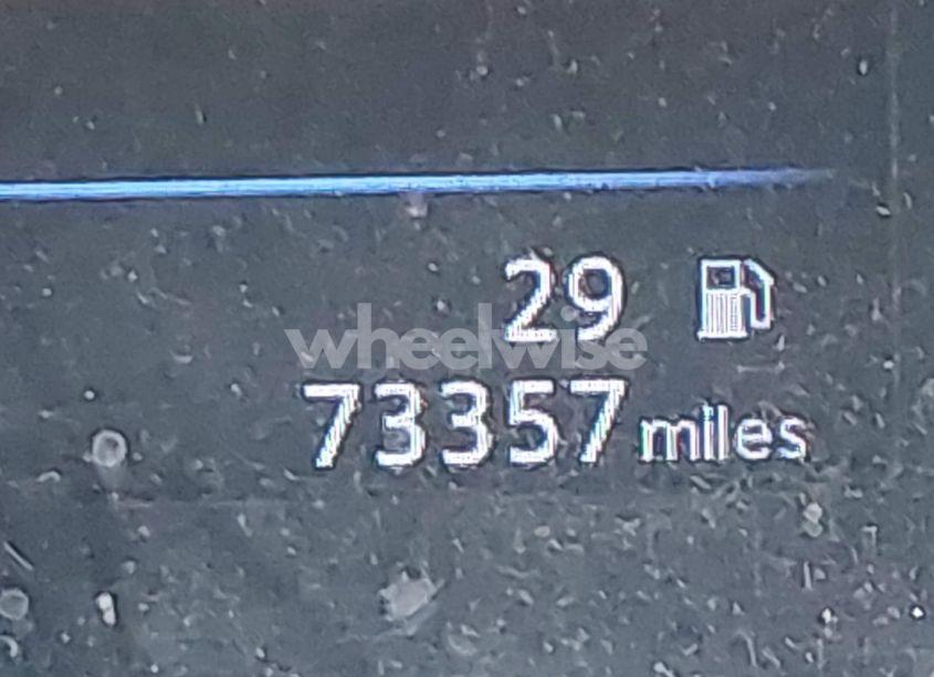 Photo 15 of 2018 Nissan Rogue SV (VIN 5N1AT2MVXJC827173)