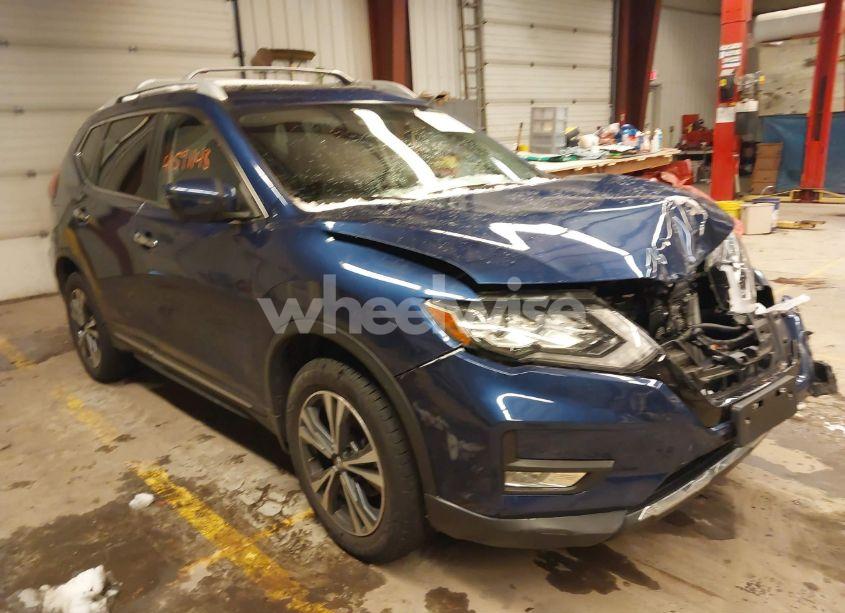 2018 Nissan Rogue SL (VIN 5N1AT2MVXJC837895) main photo